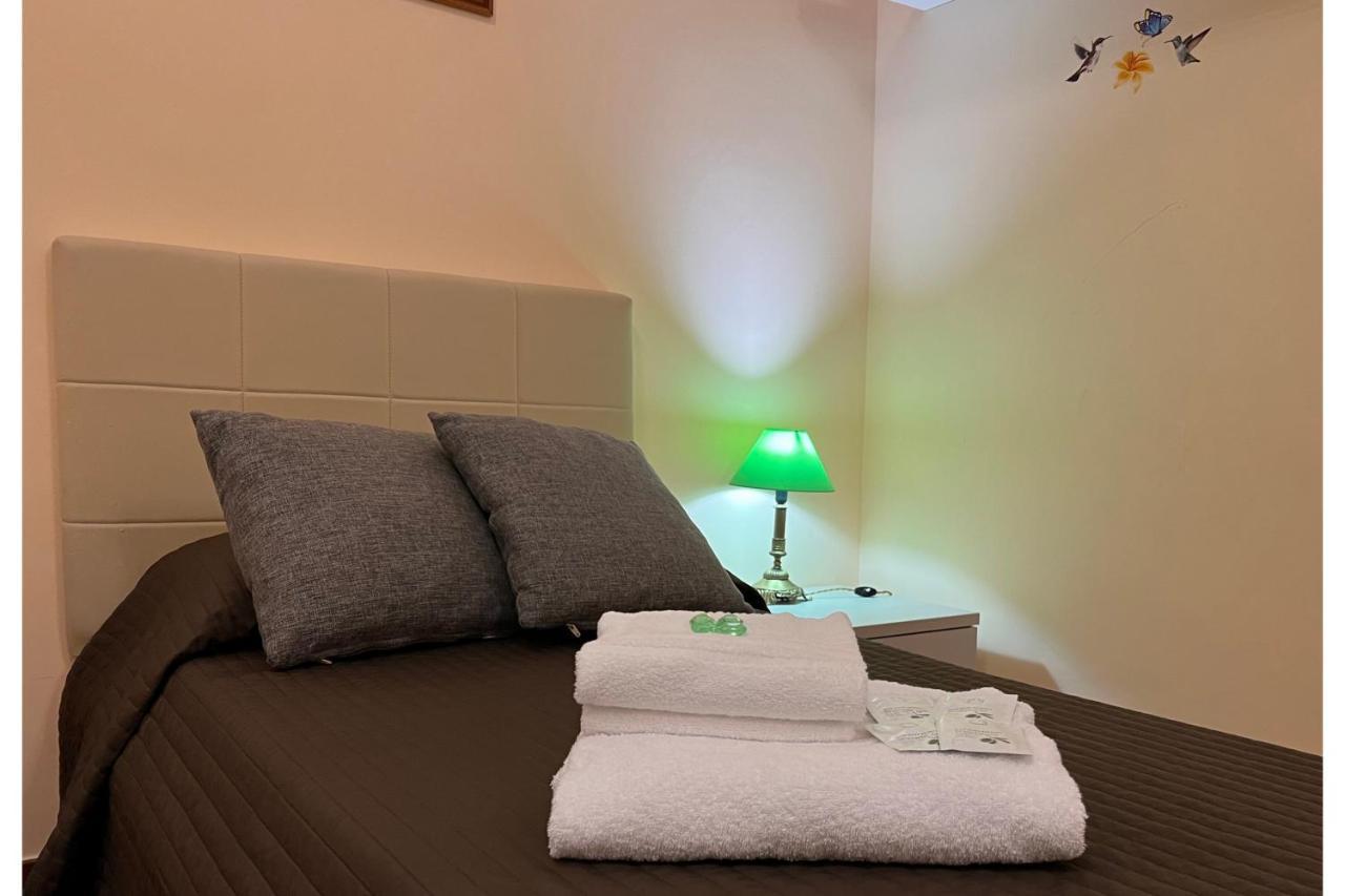 Airport Rooms - Bari Exterior foto